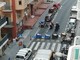 Sanremo, sparge i cassonetti dell'immondizia in mezzo a via Martiri della Libertà: automobilisti infuriati