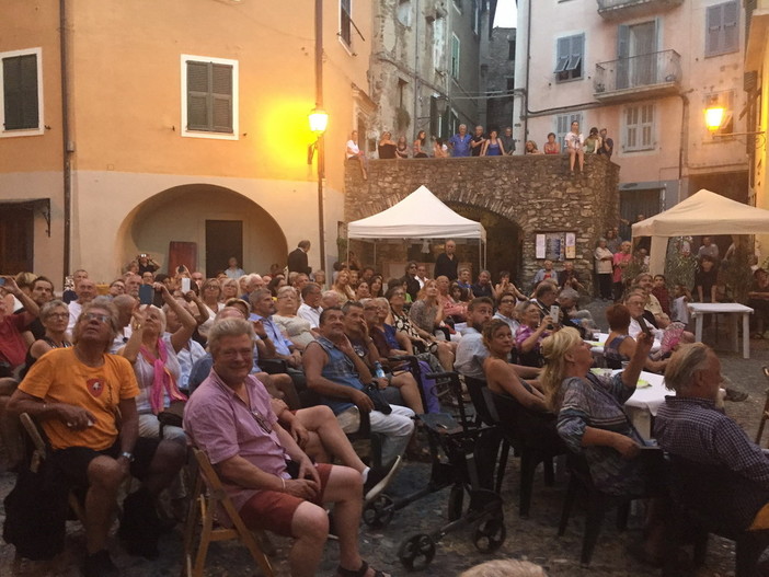 Dolceacqua: il 22 luglio al Castello Doria, concerto dell’Associazione ‘Amici della Musica e dei Sapori dell’Alta Val Nervia'
