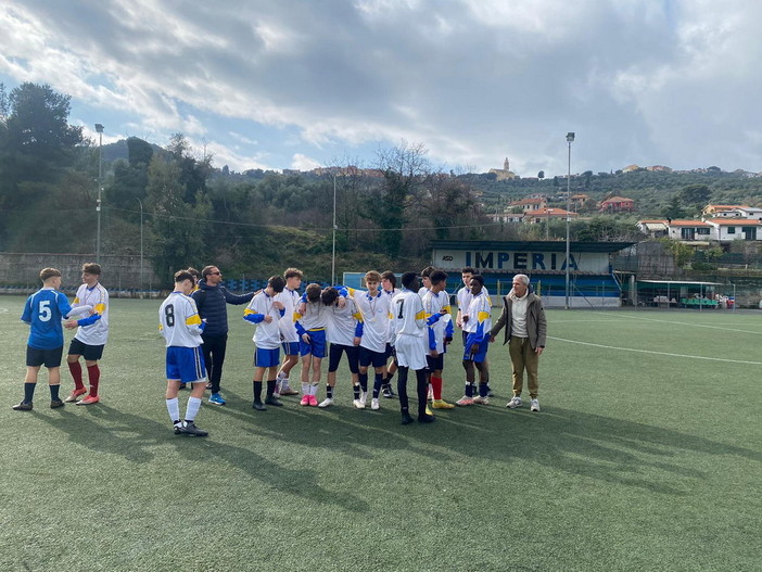 Ai campionati Studenteschi di calcio a 11, vittoria dell'Istituto Colombo di Sanremo Ai campionati Studenteschi di calcio a 11, vittoria dell'Istituto Colombo di Sanremo