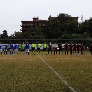 Calcio, Promozione. Ceriale-Ventimiglia 3-3: biancoblu e granata danno spettacolo