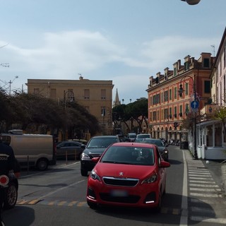 Coronavirus: 219 gli automobilisti fermati ieri dalla polizia municipale, oggi nuovi controlli a Borgo Marina e sul Vespucci (foto)