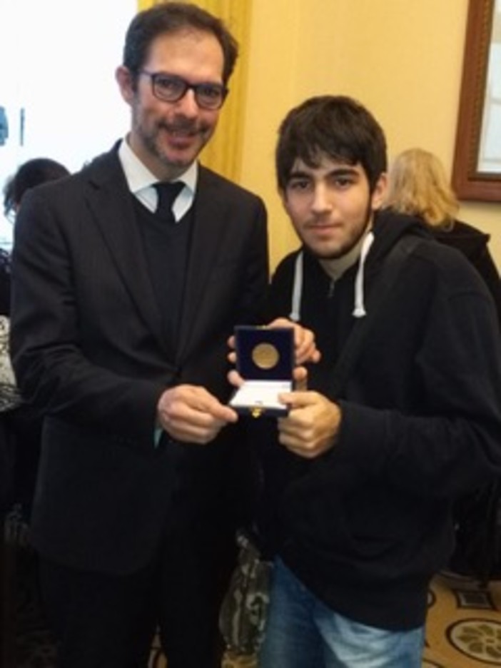Studente dell’Istituto Fermi di Ventimiglia vince concorso 'Critici in Erba' del 'Ponente International Film Festival' Studente dell’Istituto Fermi di Ventimiglia vince concorso 'Critici in Erba' del 'Ponente International Film Festival'