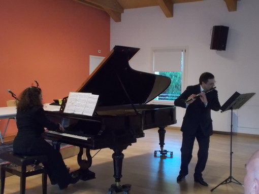Ventimiglia: tanti applausi per il concerto di musica classica eseguito dal duo Meggetto Orvieto