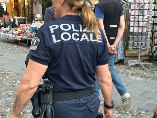 Sanremo, sicurezza e microcriminalità: commercianti e residenti puntano il dito su via Corradi, via Martiri e piazza San Siro Sanremo, sicurezza e microcriminalità: commercianti e residenti puntano il dito su via Corradi, via Martiri e piazza San Siro