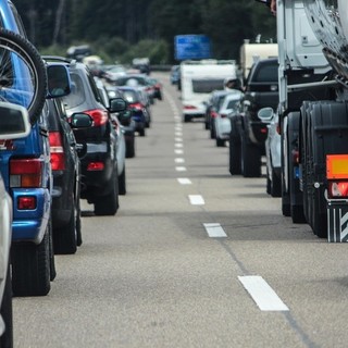 Tempo di rientri e fine delle feste: nel pomeriggio previsto un deciso aumento del traffico su strade e autostrade