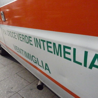 Ventimiglia: dieci magrebini passano la notte in stazione, uno cade e ed un altro viene spinto, feriti alla testa