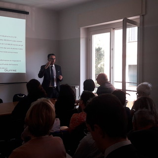 Lavoro intermittente e straordinari: non è possibile non applicare al lavoratore la disciplina in materia