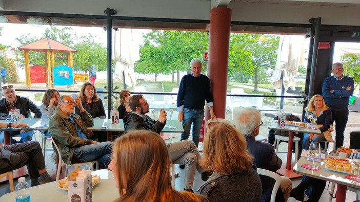 Imperia al voto, Lauretti (Società Aperta) chiude la campagna elettorale: "In Comune serve competenza" Imperia al voto, Lauretti (Società Aperta) chiude la campagna elettorale: "In Comune serve competenza"