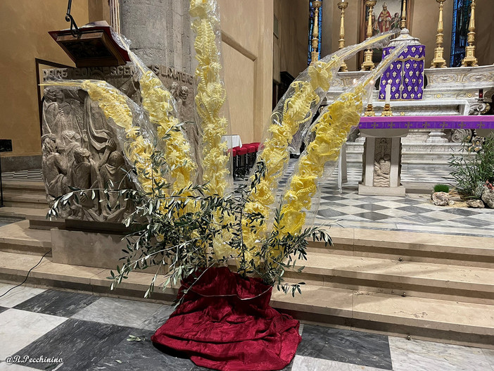 In occasione della Santa Pasqua, Sanremo rinnova  l’antica tradizione della consegna dei parmureli in Vaticano