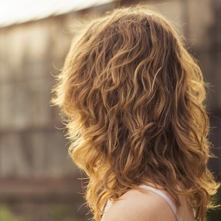 Soluzione alla calvizie femminile: una valida è il trapianto di capelli