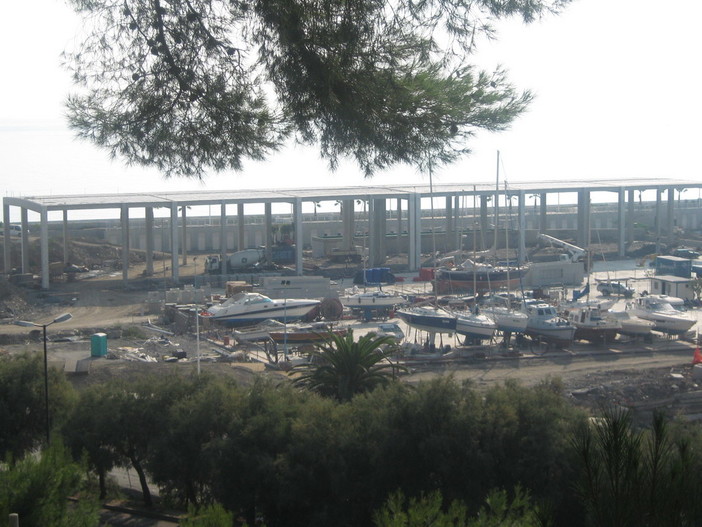 Imperia: terminate le indagini sul 'Capannone', chiesti i rinvii a giudizio per 4 persone