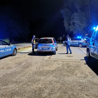 Ventimiglia: nuova operazione ad 'Alto impatto' della Polizia di Frontiera, molti agenti impegnati nel corso della serata Ventimiglia: nuova operazione ad 'Alto impatto' della Polizia di Frontiera, molti agenti impegnati nel corso della serata