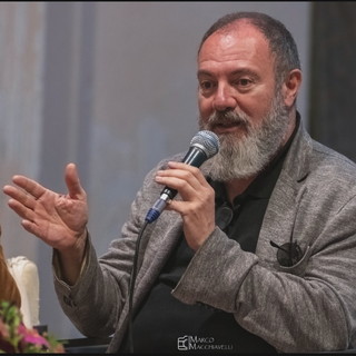 Carlo Lucarelli ospite a Villa Nobel della rassegna 'Sa(n)remo Lettori’ Carlo Lucarelli ospite a Villa Nobel della rassegna 'Sa(n)remo Lettori’