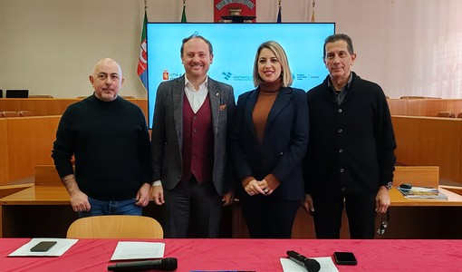 Ventimiglia, torna il Capodanno in piazza: sarà nel parcheggio dell'ex Gil (Foto e video) Ventimiglia, torna il Capodanno in piazza: sarà nel parcheggio dell'ex Gil (Foto e video)