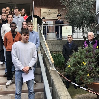 Il questore di Imperia Lo Iacono alla cerimonia in ricordo di Giovanni Palatucci Il questore di Imperia Lo Iacono alla cerimonia in ricordo di Giovanni Palatucci