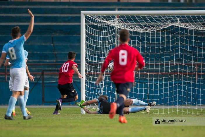 Calcio: riviviamo Savona - Sanremese negli scatti di Simone Ferraro (FOTOGALLERY)