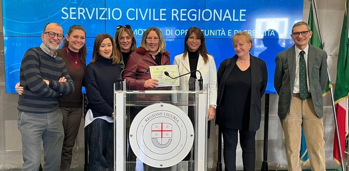 Servizio Civile Regionale, consegnati gli attestati di partecipazione per il biennio 2021/2022 Servizio Civile Regionale, consegnati gli attestati di partecipazione per il biennio 2021/2022