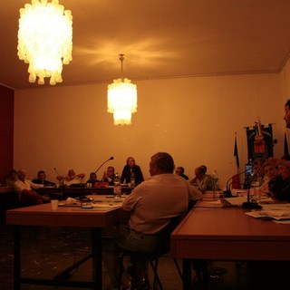Bordighera: documentazione incompleta sul porto, Consiglio Comunale rinviato
