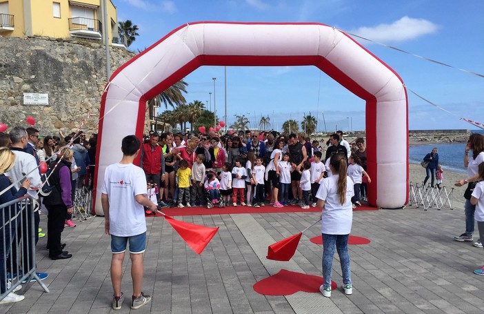 San Bartolomeo al Mare: grande partecipazione alla corsa a favore della onlus 'Cuore di Martina' San Bartolomeo al Mare: grande partecipazione alla corsa a favore della onlus 'Cuore di Martina'