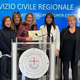 Servizio Civile Regionale, consegnati gli attestati di partecipazione per il biennio 2021/2022 Servizio Civile Regionale, consegnati gli attestati di partecipazione per il biennio 2021/2022