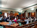 Sanremo chiede il ritorno dei cesarei: il Consiglio comunale approva all’unanimità l’ordine del giorno contro il trasferimento a Imperia