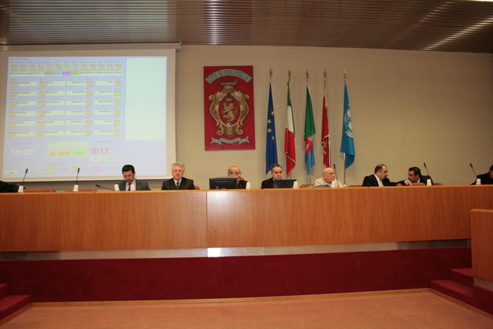 Nomina dirigenti a Ventimiglia: la Corte dei Conti presenta il conto all’ex Sindaco Scullino e alla sua Giunta, danno erariale da 180 mila euro