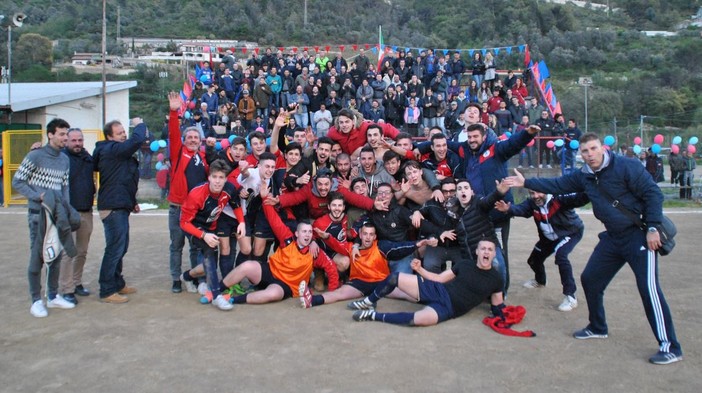Calcio, Juniores. Il Camporosso si risveglia campione. Mister Messina: "Due anni di grande lavoro, orgoglioso di tutti i ragazzi"