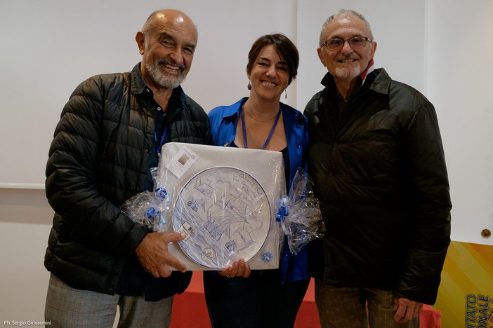 Premio FITA Liguria 'Tre Caravelle' 2024 alla Compagnia 'Il Teatro dell'Albero' di San Lorenzo al Mare (foto) Premio FITA Liguria 'Tre Caravelle' 2024 alla Compagnia 'Il Teatro dell'Albero' di San Lorenzo al Mare (foto)