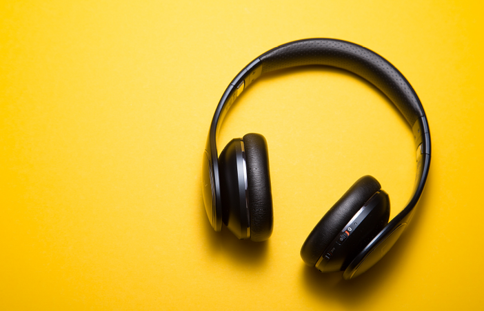 Gli elementi essenziali per scegliere le cuffie Bluetooth Gli elementi essenziali per scegliere le cuffie Bluetooth