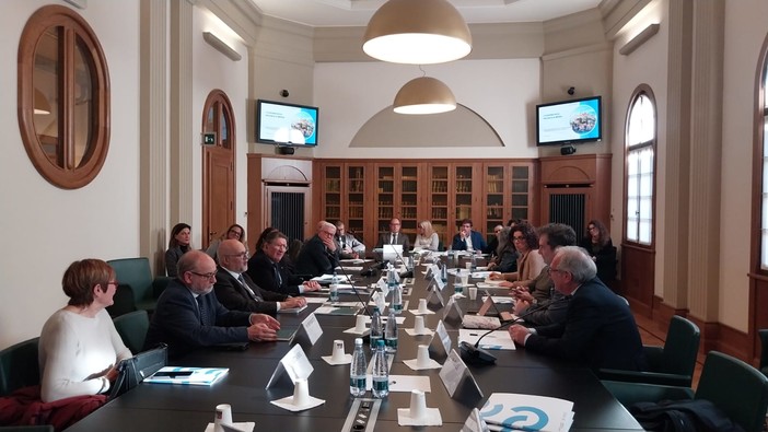 Camera di Commercio "Riviere di Liguria", insediata la nuova Consulta economica provinciale Camera di Commercio "Riviere di Liguria", insediata la nuova Consulta economica provinciale