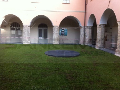 Ventimiglia: ultimata la ristrutturazione del Chiostro di Sant'Agostino, Scullino: “La mia Amministrazione ha riqualificato il centro storico con fondi europei”