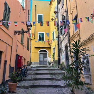 Sanremo, quando la cultura si riprende gli spazi: la Pigna si lascia alle spalle spaccio e degrado