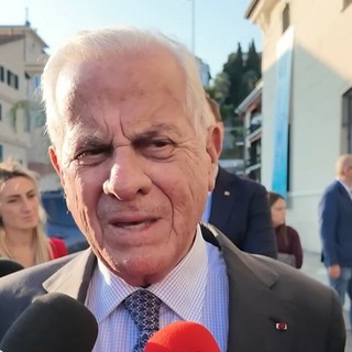 Caso Riviera Trasporti, interviene il presidente Scajola: “Sequestrare 18 bus è un danno per i cittadini” (video)