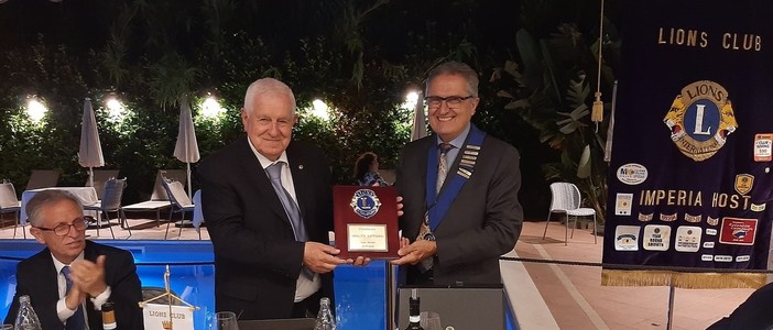 Cambio alla presidenza del Lions Club Imperia Host: eletto il nuovo direttivo fino al 2022 Cambio alla presidenza del Lions Club Imperia Host: eletto il nuovo direttivo fino al 2022