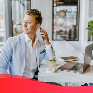 Carriere a Confronto: parla il Presidente di uBroker Srl Carriere a Confronto: parla il Presidente di uBroker Srl