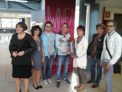 Enrico Barla vince il primo concorso floreale “Vino in Autunno” al Wine in Sanremo 2015