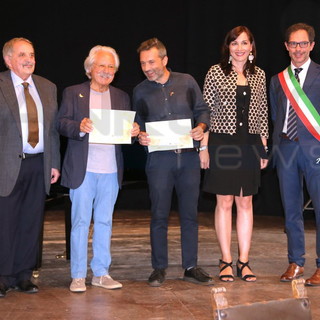 Bordighera: consegnato a Ferruccio e Matteo Carassale il 'Parmurelu d’Oru' (foto)