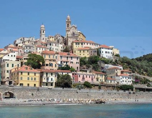 Cervo: il Sindaco confida a Sanremonews l’andamento della stagione estiva 2015