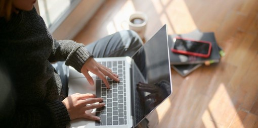 Diversità generazionale e nuove tecnologie digitali: tra sfida ed evoluzione Diversità generazionale e nuove tecnologie digitali: tra sfida ed evoluzione