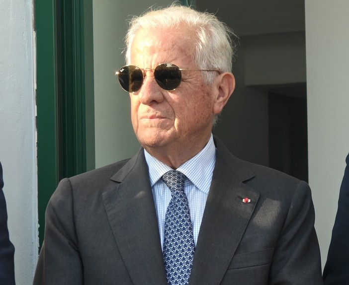 La ciclabile del Ponente ha ufficialmente un nome: Claudio Scajola “Si chiamerà Riviera dei Fiori” La ciclabile del Ponente ha ufficialmente un nome: Claudio Scajola “Si chiamerà Riviera dei Fiori”
