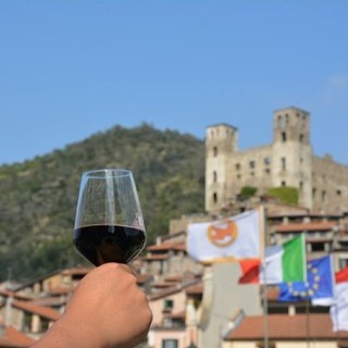 Rossese di Dolceacqua, svolta storica: riconosciute le specificità di ogni vallata Rossese di Dolceacqua, svolta storica: riconosciute le specificità di ogni vallata