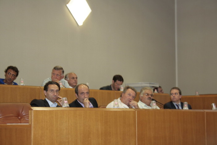 Ventimiglia, consiglio comunale: gli interventi della serata, con la tirata d'orecchie del Carroccio