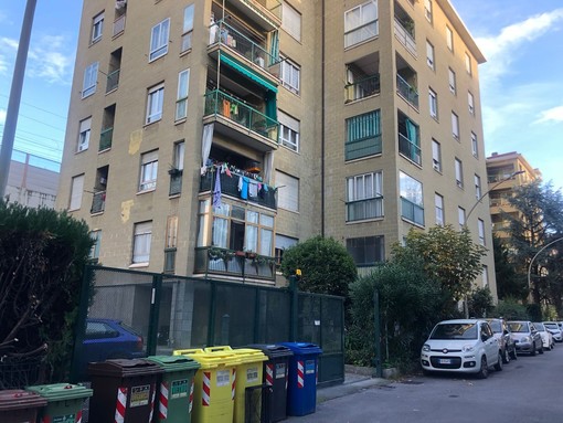 Imperia, famiglia sgomberata: crolla parte del solaio in via Vecchia Piemonte Imperia, famiglia sgomberata: crolla parte del solaio in via Vecchia Piemonte