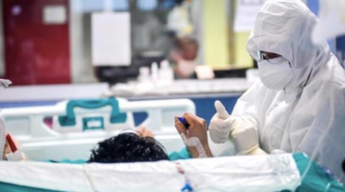 Covid: 240 nuovi positivi in provincia di Imperia nelle ultime 24 ore, una paziente è morta in ospedale a Sanremo Covid: 240 nuovi positivi in provincia di Imperia nelle ultime 24 ore, una paziente è morta in ospedale a Sanremo