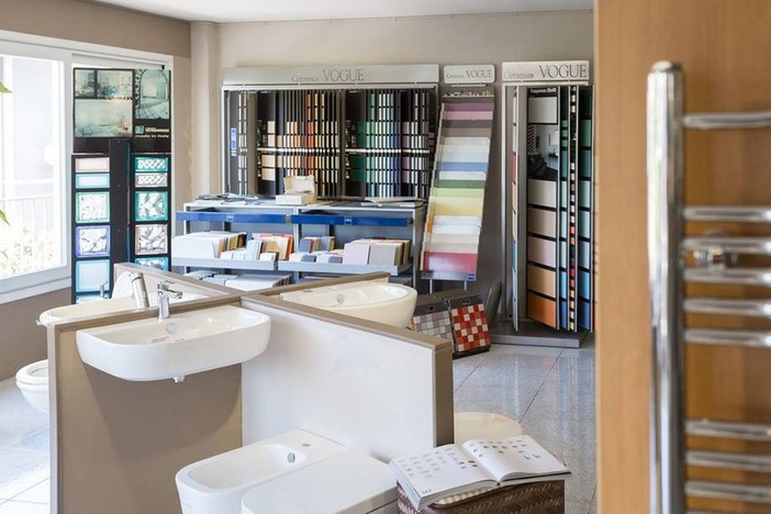 La C.M.E. Tasselli di Vallecrosia punto di riferimento del ponente ligure nella rivendita di materiali edili, idraulici e arredo bagno