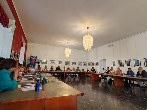 Bordighera, terreno comunale in via del Cactus e area comunale in via Noaro entrano nel piano delle alienazioni Bordighera, terreno comunale in via del Cactus e area comunale in via Noaro entrano nel piano delle alienazioni