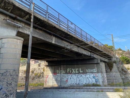 Alternativa viaria al ponte di Nervia a Ventimiglia, la maggioranza presenta un emendamento: il Pd ritira la mozione