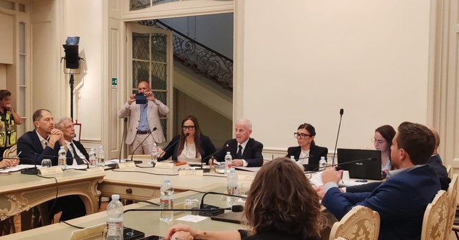 Provincia di Imperia, via libera al DUP 2027-2029: oltre 14,6 milioni per le strade, 9 milioni per le scuole. Nuova struttura per il servizio idrico Provincia di Imperia, via libera al DUP 2027-2029: oltre 14,6 milioni per le strade, 9 milioni per le scuole. Nuova struttura per il servizio idrico