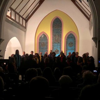 "M'illumino di meno", a Bordighera concerto 'al buio' del coro Troubar Clair di Vallecrosia