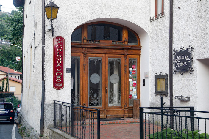 Triora: presto potrebbero tornare i migranti, il sindaco annuncia il possibile arrivo all'interno dell'ex albergo Colomba d'Oro